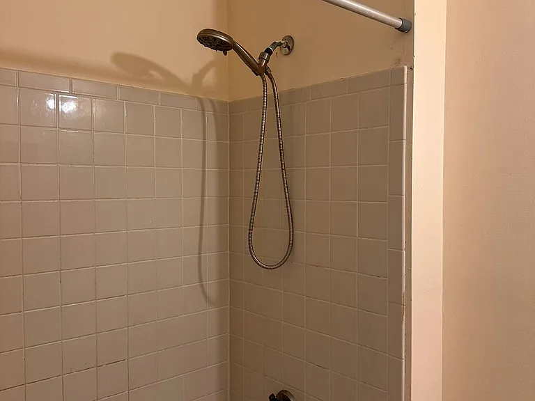 8307 Tamarron Dr — Photo 7