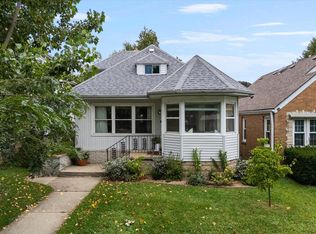 3409 S 9th St, Milwaukee, WI 53215