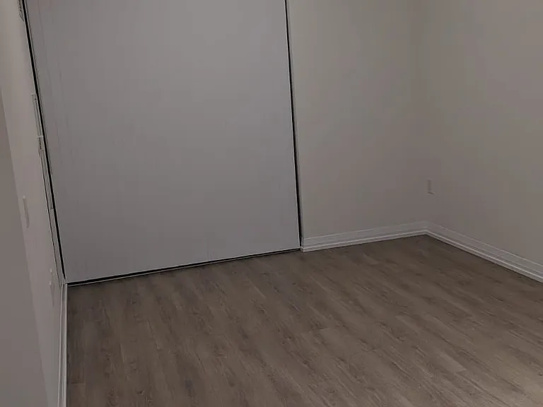 50 Dunfield Ave #813 — Photo 5