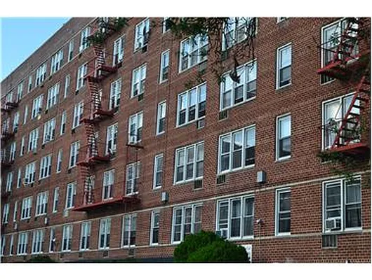 Sold by Douglas Elliman | media 26