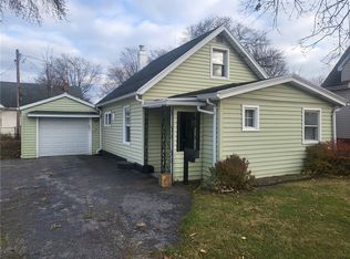 116 Sheraton Dr, Rochester, NY 14616