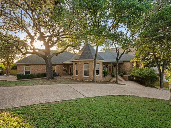 221 Camaro Way, San Marcos, TX 78666