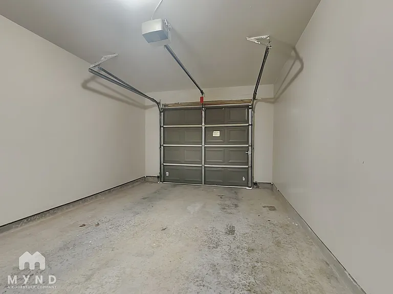 6128 Sidney St #B — Photo 17