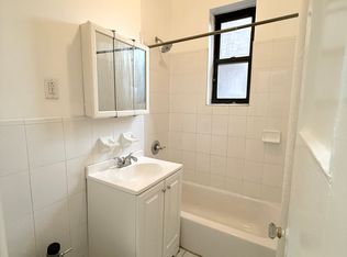 118-16 91st Ave #B4, Richmond Hill, NY 11418