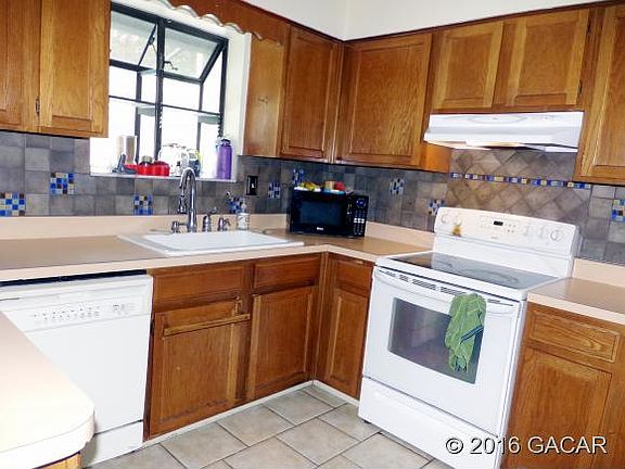 5th image of 5102 NW 64th Blvd