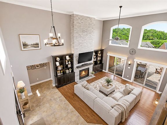 5th image of 501 Kingston Cir