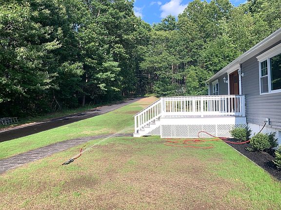 4th image of 407 South Rd