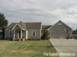616 E 2nd St, Carlisle, AR 72024