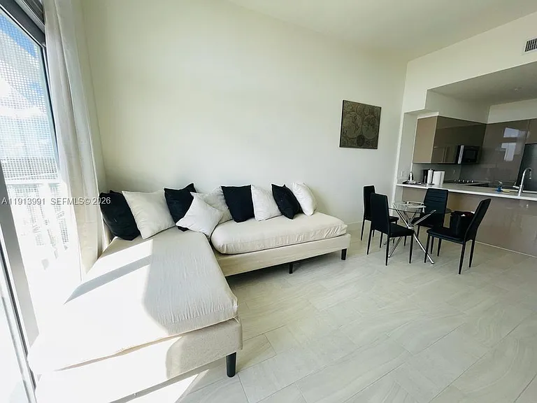 2000 Metropica Way #605 — Photo 18