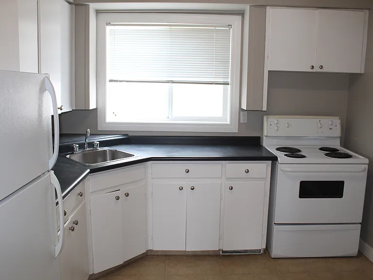 3319 Argyle Rd — Photo 4