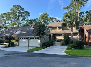 3 Victoria Dr, Hilton Head Island, SC 29926