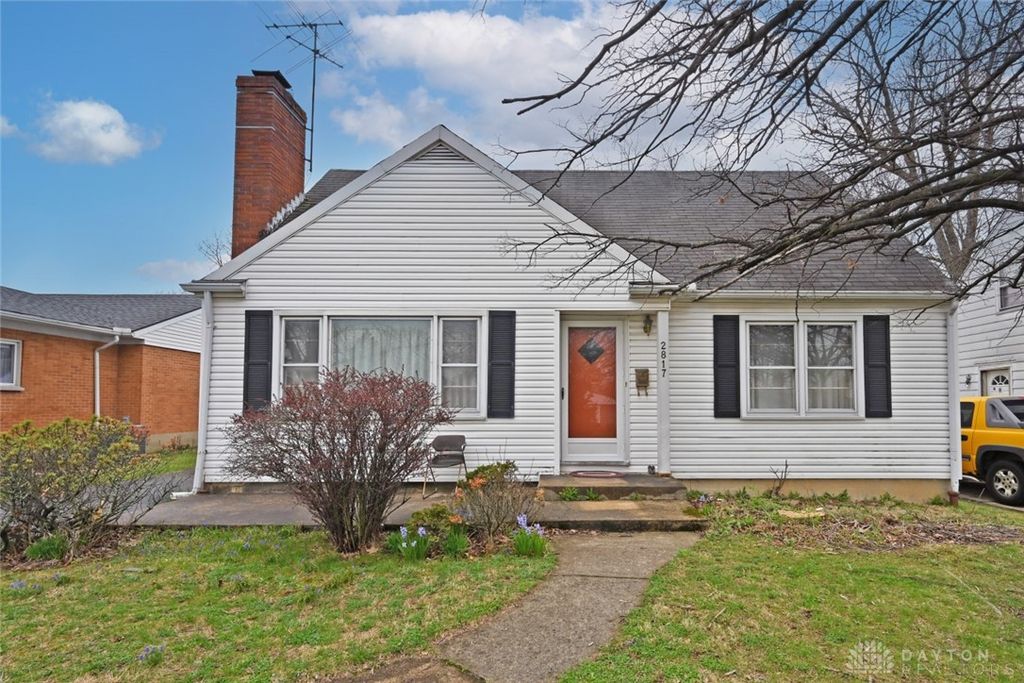 Real estate listing image