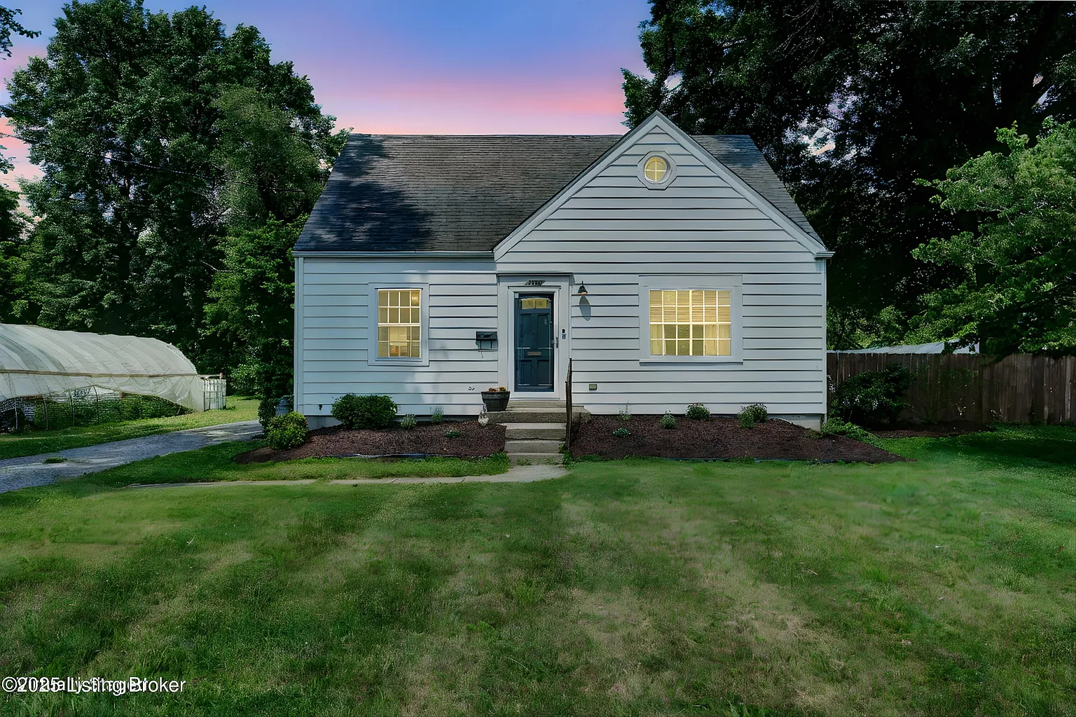 7248 Beechland Ave photo 1