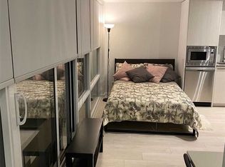 18 Maitland Ter #1104, Toronto, ON M4Y 0H2