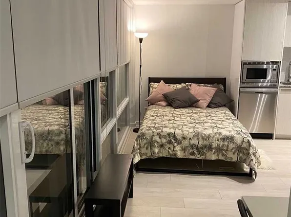 18 Maitland Ter, Toronto, ON