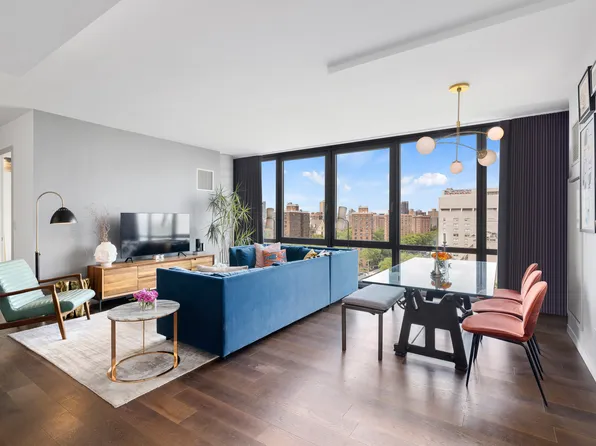 302 E 96th St, New York, NY