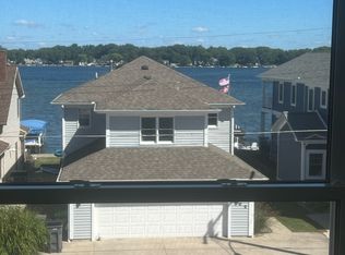 403 E Medusa St, Syracuse, IN 46567