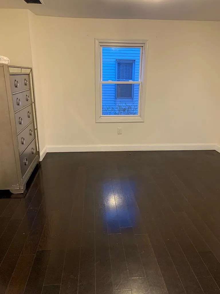3 bed, 1.5 bath, 1580 sqft, $3,600 — Photo 3
