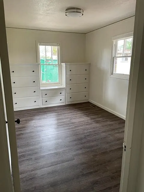 2 bed, 896 sqft, $2,100 — Photo 3