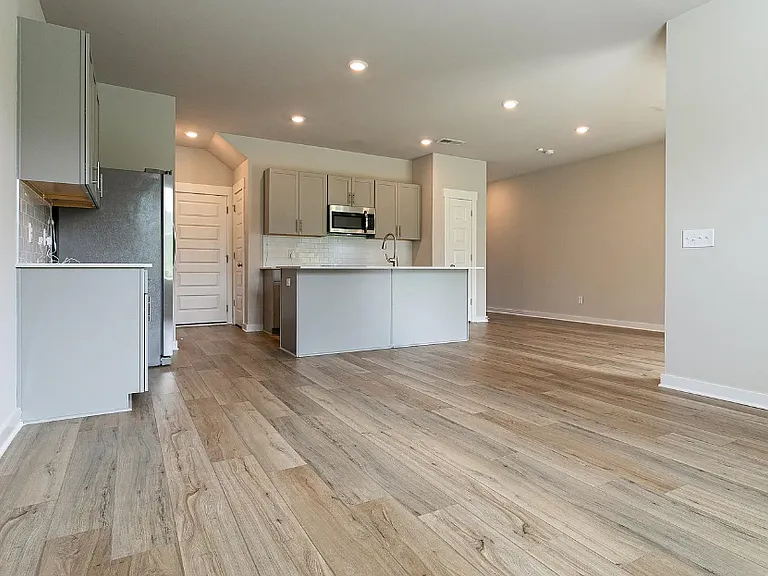 2118 Nectar Ln — Photo 4