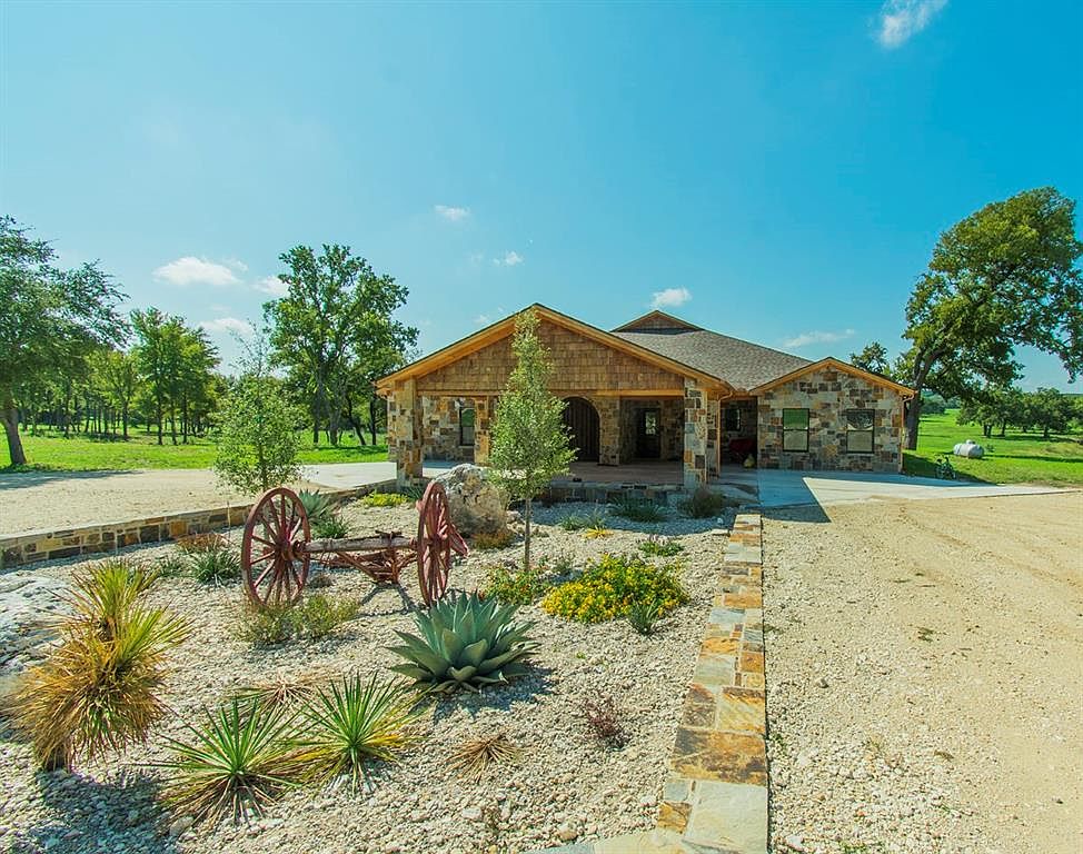 551 Fm 927, TX 76671 Zillow