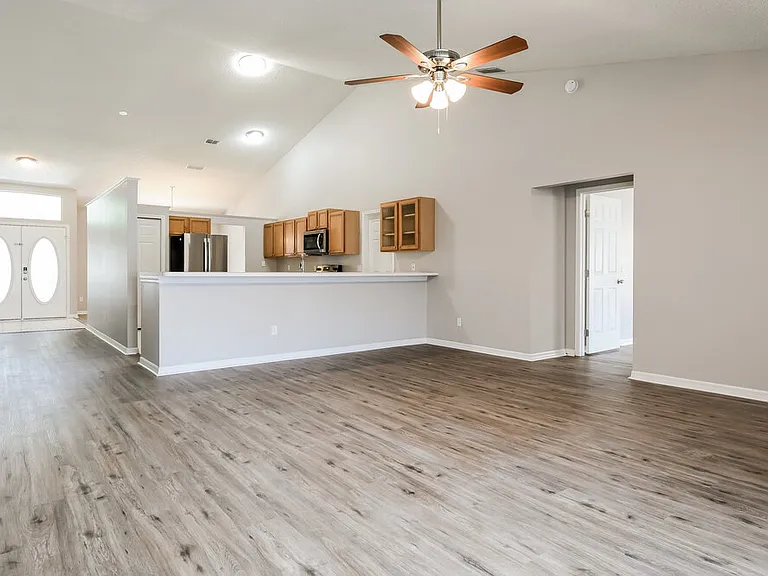 11711 Sir Winston Way — Photo 8