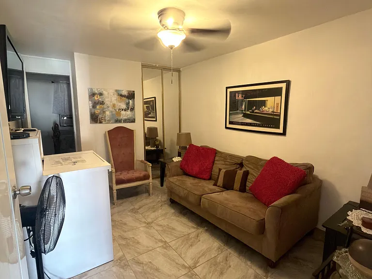 605 Calle Aceitillo — Photo 8