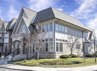 317 Halstead Ln, Westlake, OH