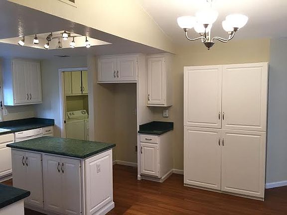 5th image of 5132 Laguna Park Dr