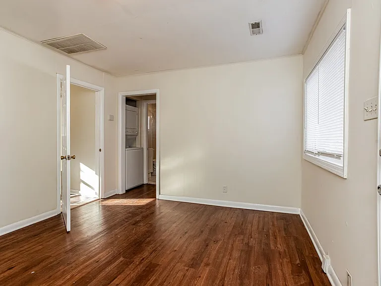 4212 Ivy Ave — Photo 4