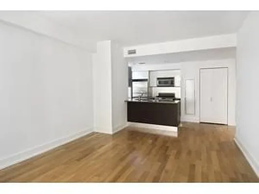 Rented by Douglas Elliman | media 15