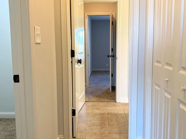 1533 Edgewater Ln — Photo 32