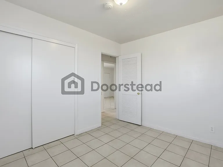 4026 Logan Ave — Photo 20