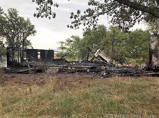 15837 W Burchett Rd, Tahlequah, OK 74464