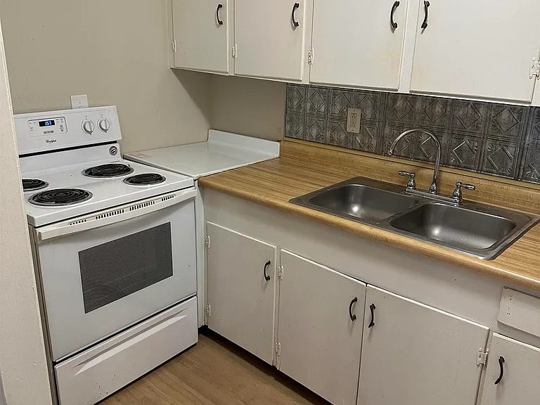 1402 Rison Ave NE #A — Photo 5