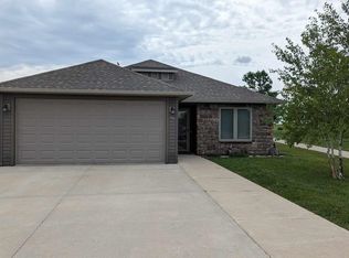 70 Stoneybrook Cir SW, Spencer, IA 51301