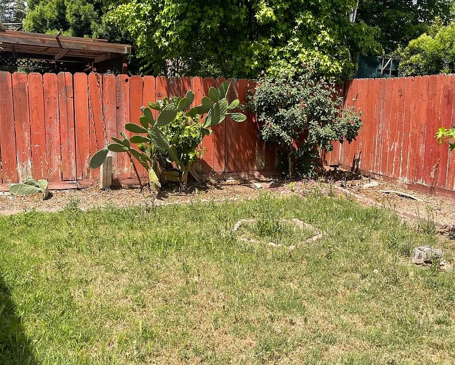 2nd image of 1759 La Quinta Ct