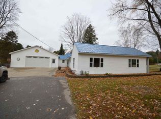 3113 Nelson Rd, East Jordan, MI 49712