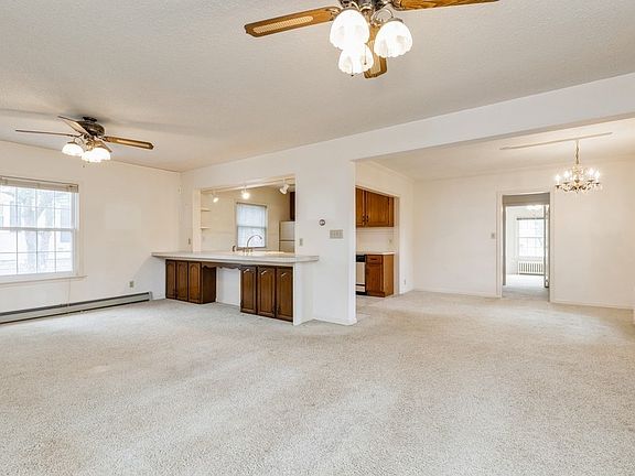 5th image of 313 S 2nd St