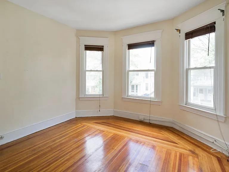 38-44 Tilton St — Photo 6