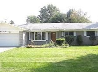 8498 Huron River Dr, White Lake, MI