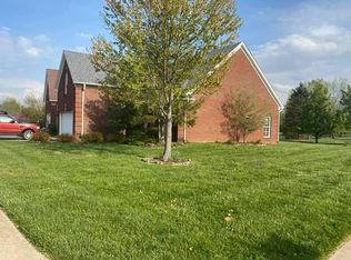1400 Wellington Club Ct, Louisville, KY 40245