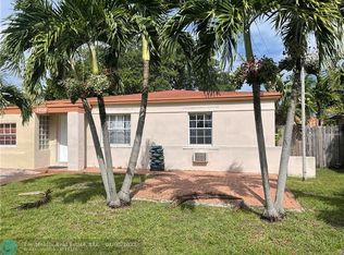 1419 Dewey St, Hollywood, FL 33020