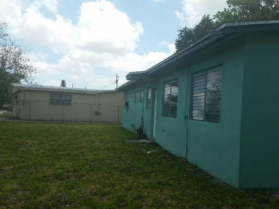 2nd image of 4125 NW 195th St