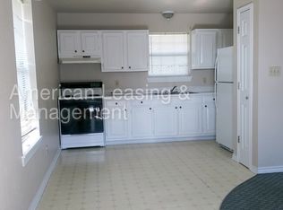 5210 Green Ave, Groves, TX 77619