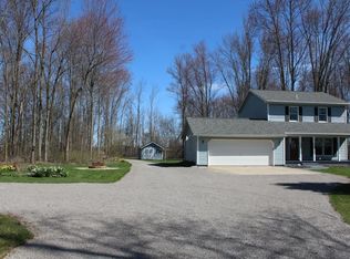 18587 H Rd, Stryker, OH 43557