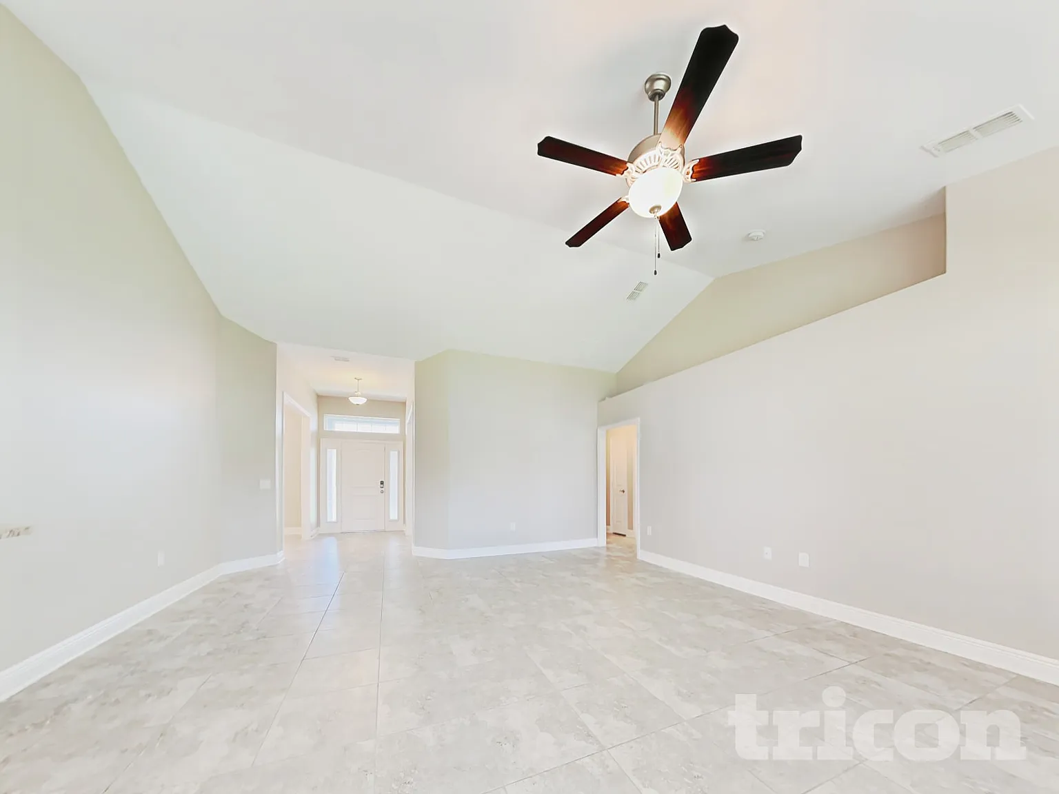 2471 Twin Lake View Road Winter Haven FL — Photo 3