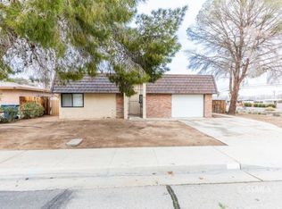 704 Perdew Ave, Ridgecrest, CA 93555