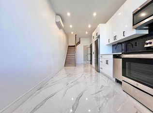 1537 Dean St #3R, Brooklyn, NY 11213