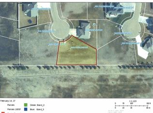 2100 Foxglove Cir, Great Bend, KS 67530